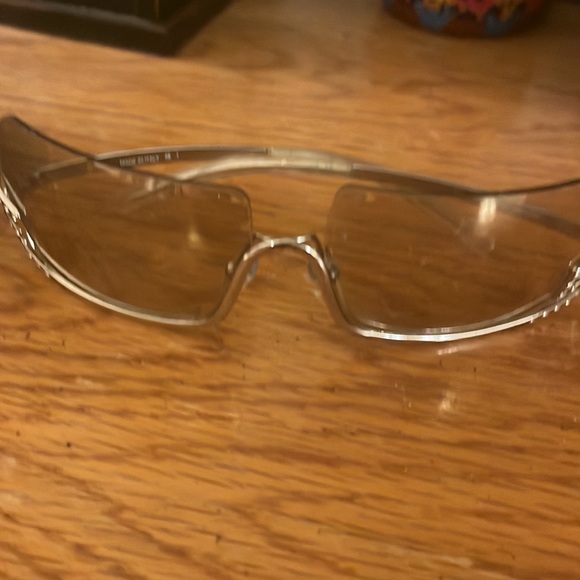 Pair of great used Versace Sunglasses with original box - Picture 3 of 5